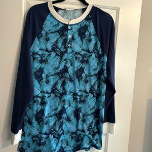 NWT LuLaRoe Mark Tee